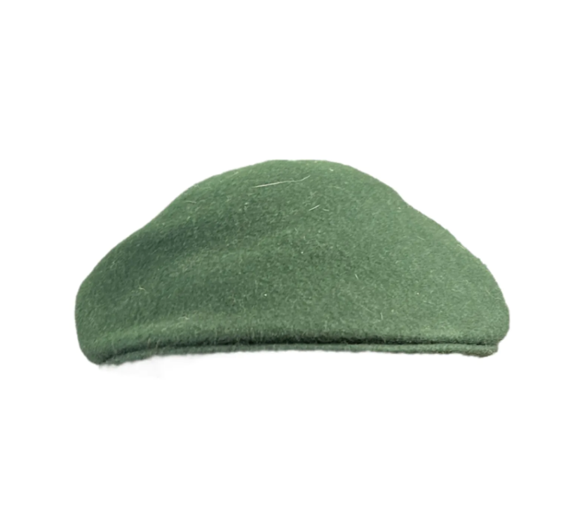 Cappello vintage da uomo modello coppola di colore verde scuro